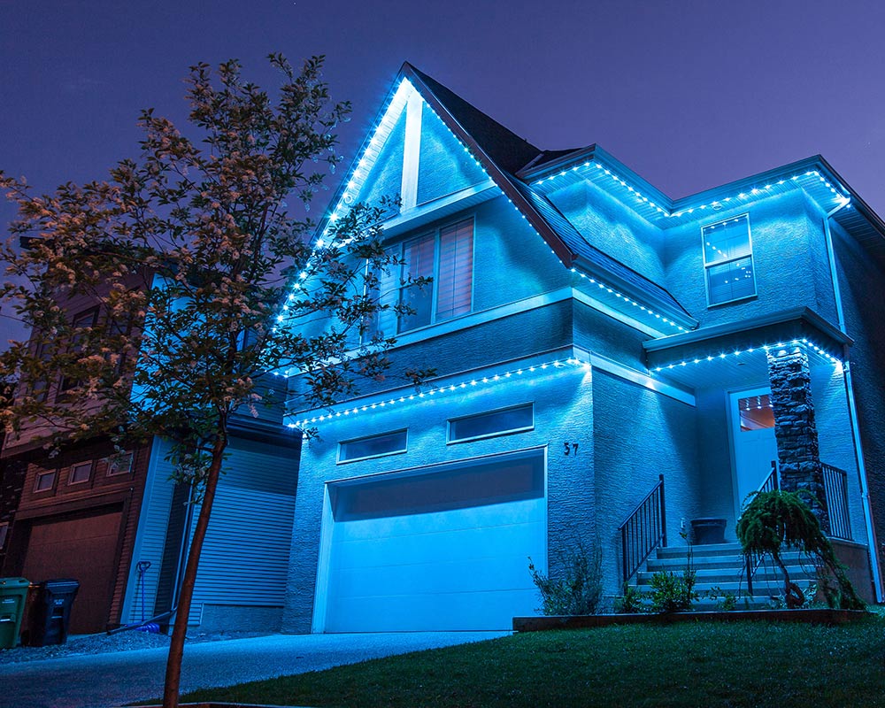 residential-property-exteriors-at-night-with-gemstone-lighting-installed-fombell-pa