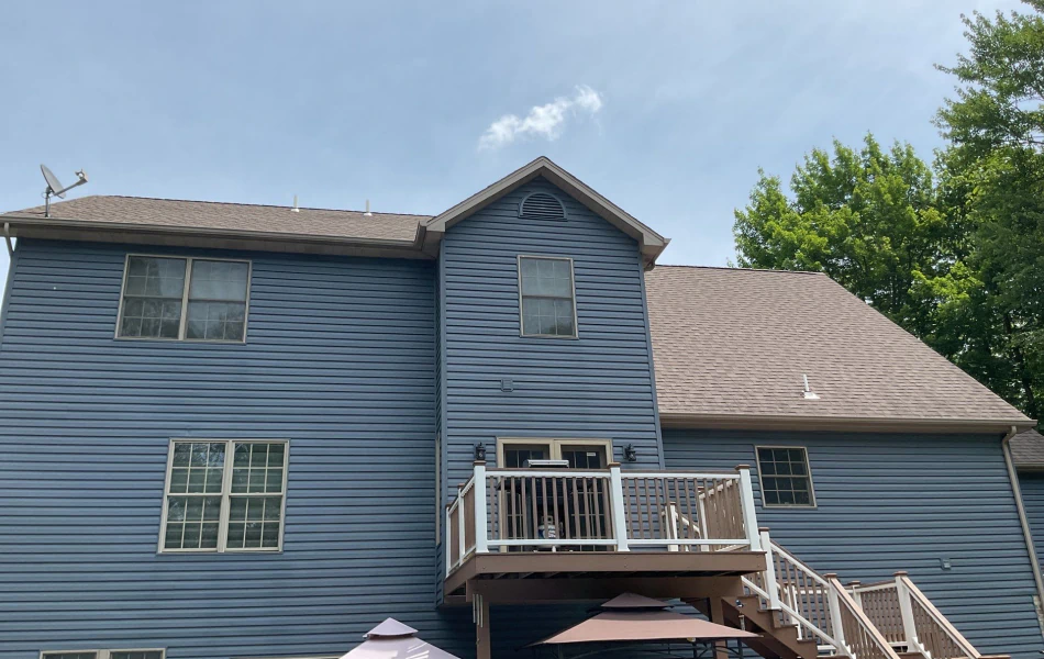 Everlast Composite Siding Installation (1)