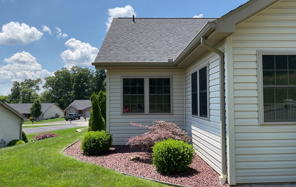 Siding Installation & Replacement (1) Siding Installation & Replacement (1)